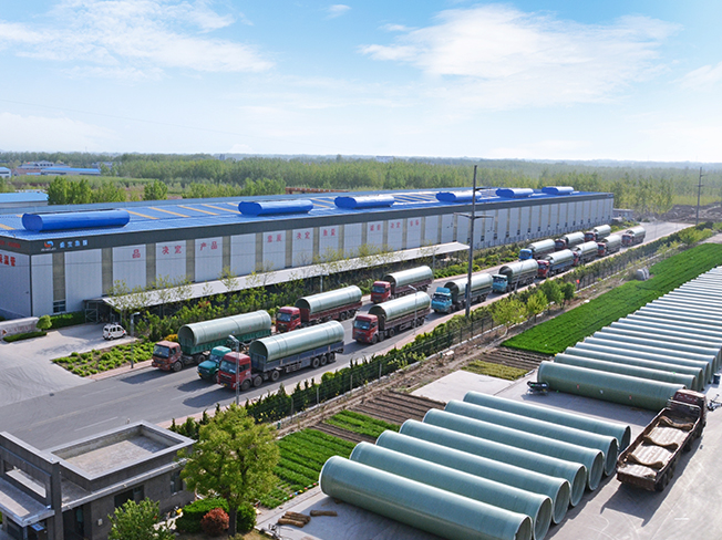 黃水東調玻璃鋼管道項目發貨現場